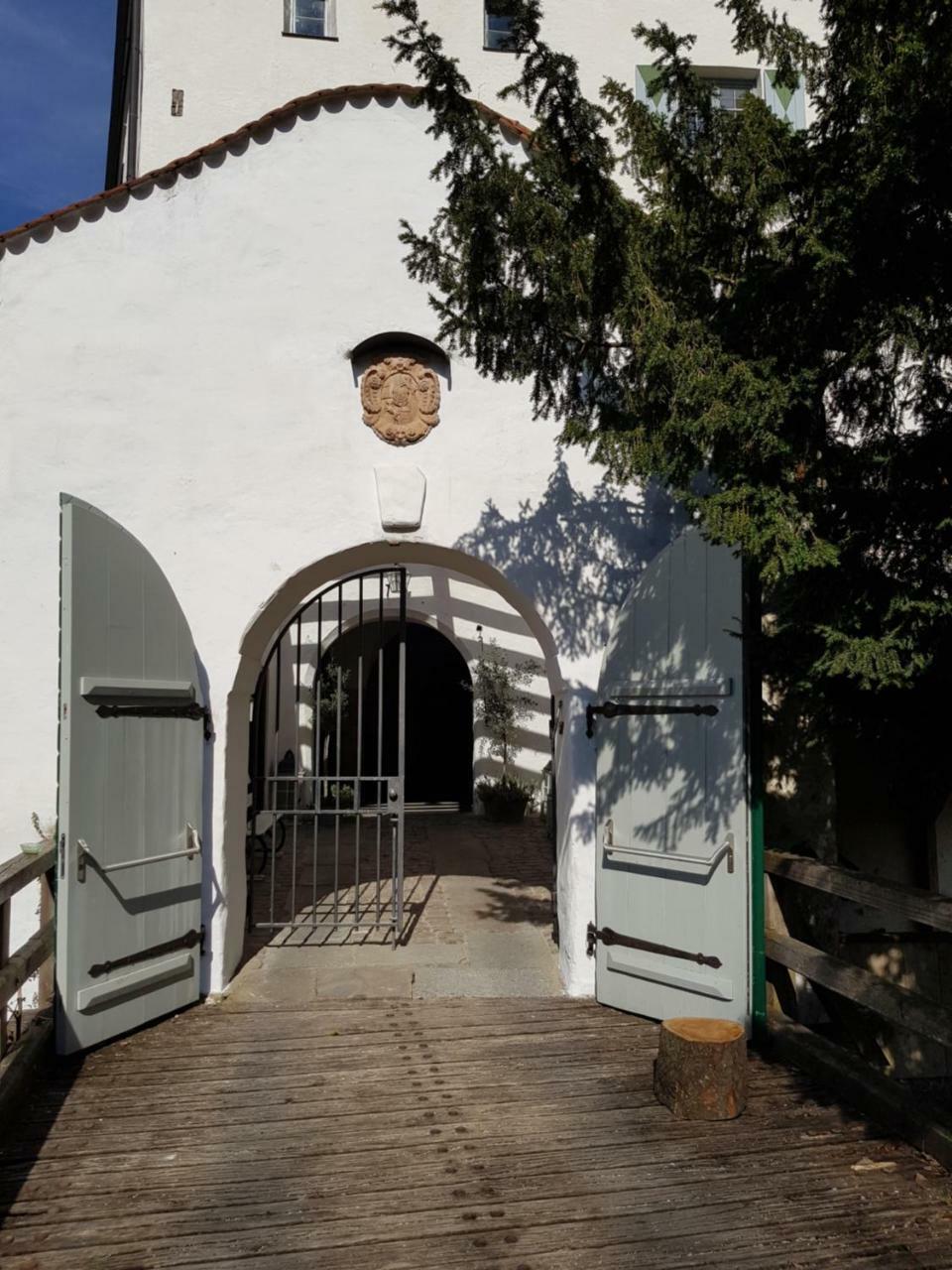 Hotel Schloss Amerang Exterior foto